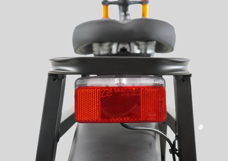 Zintegrowane światło stopu